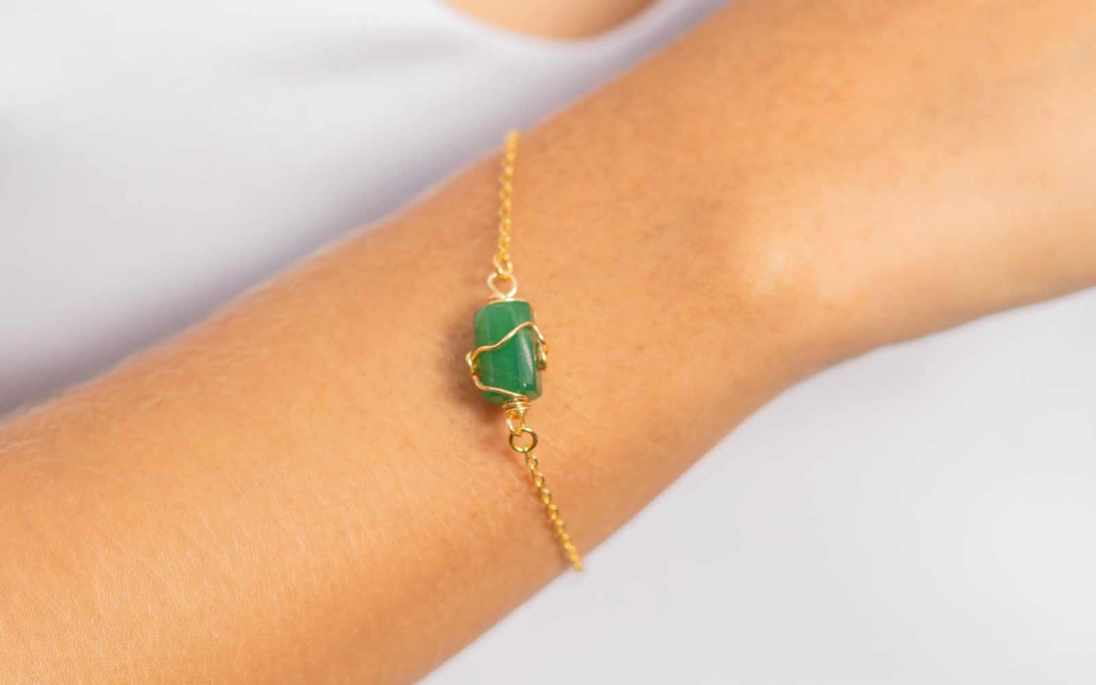 Joyas Originales para Regalar en Navidad: Sorprende con Elegancia