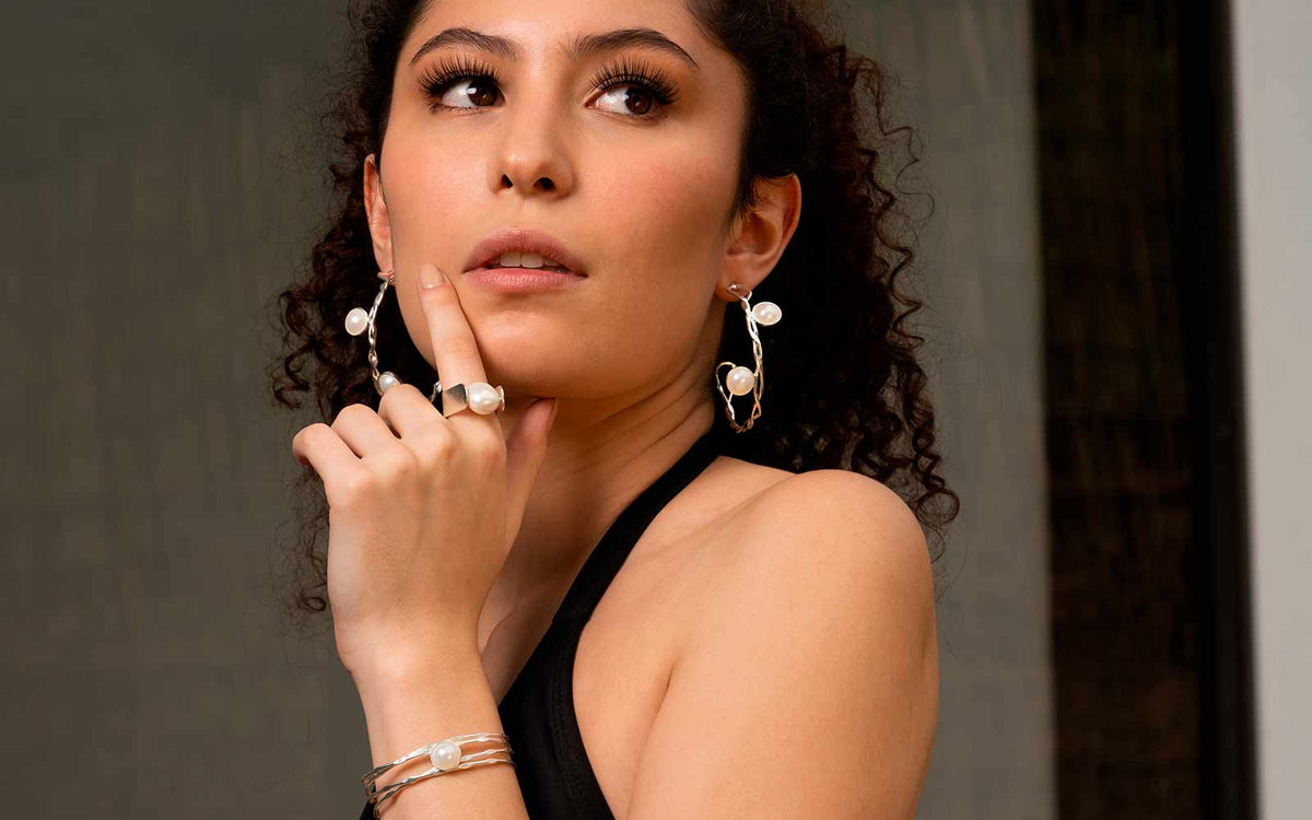 La riqueza histórica y artística de las joyas de plata