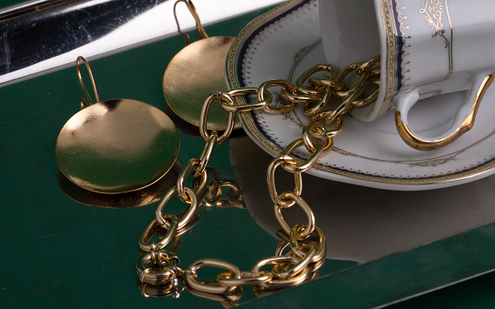 ¿Cómo guardar los collares para que no se enreden? - ENIGMA