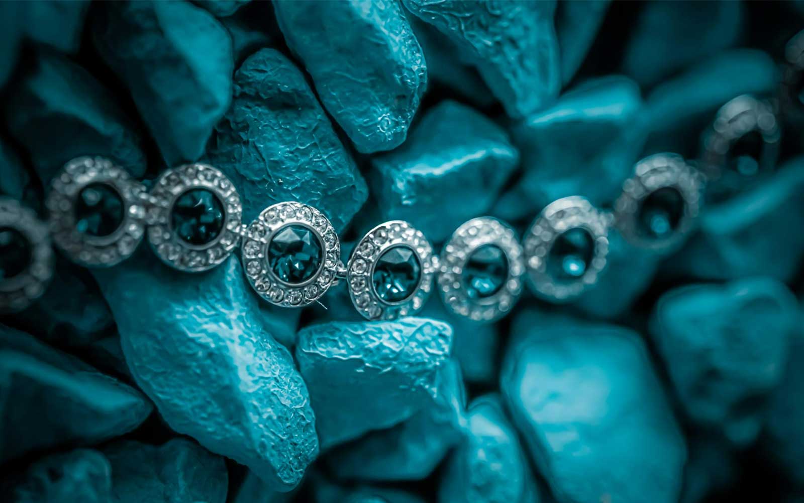Piedra aguamarina - ENIGMA Joyería