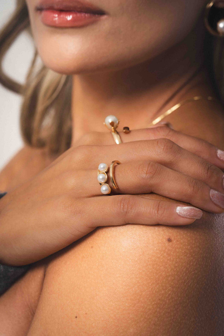 Anillo Tríada esencial