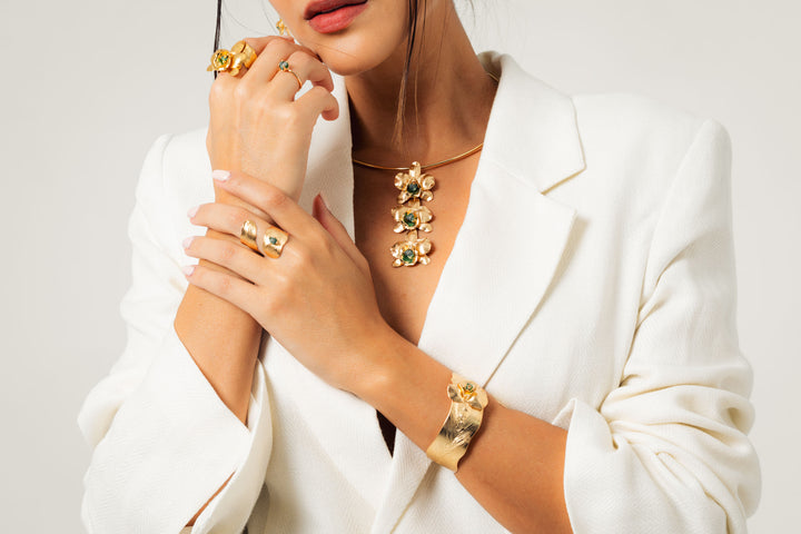 Anillo Naia Dorado Con Piedra Natural Para Mujer