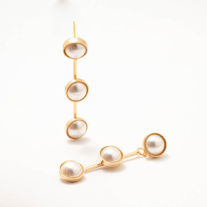 Aretes Secuencia Intima