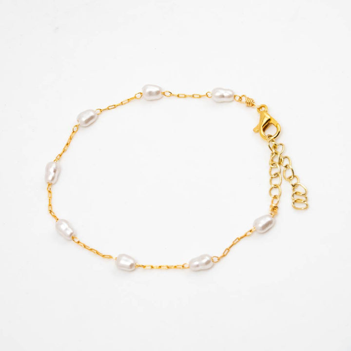 Pulsera serena dorado