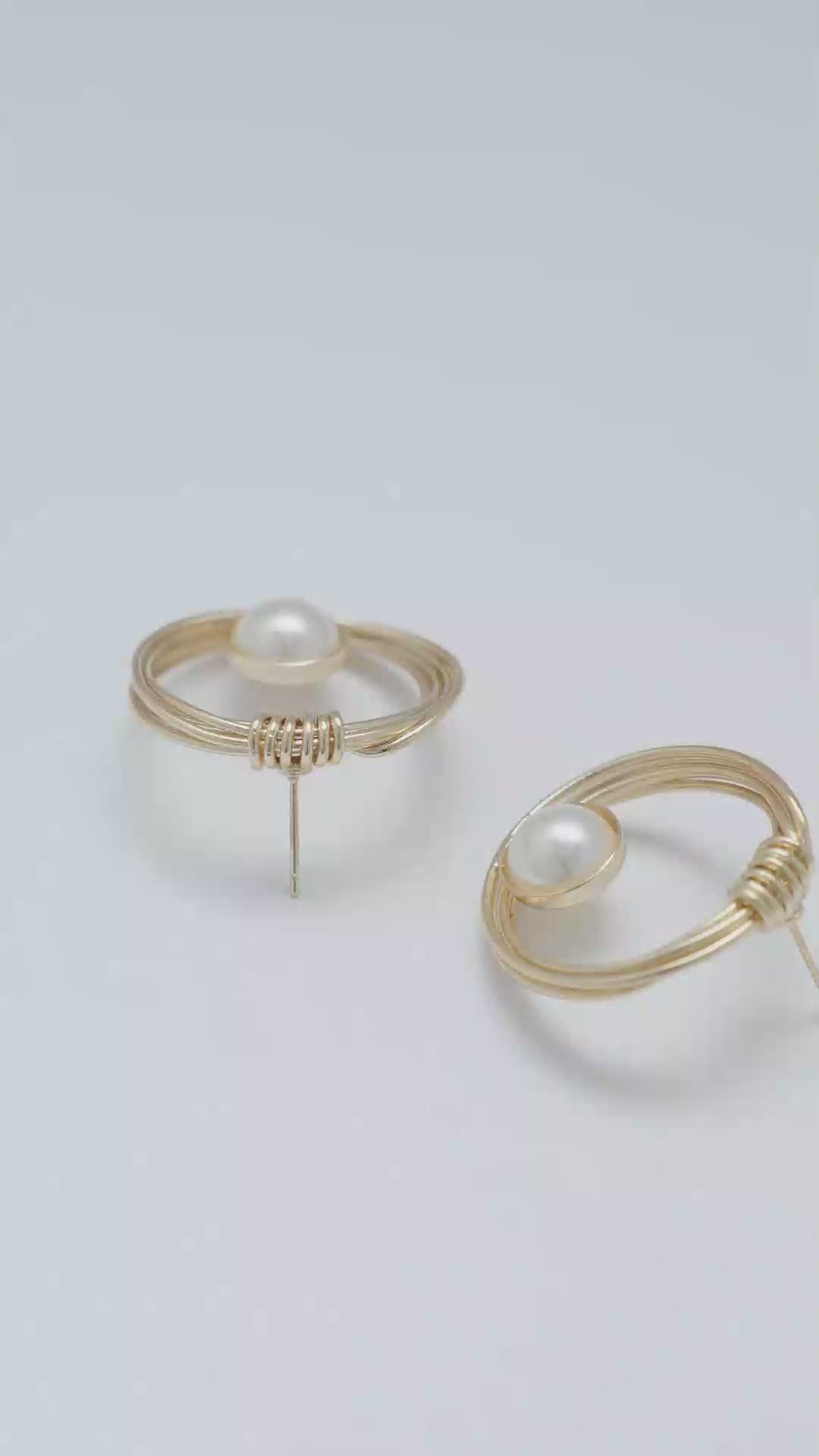 Aretes Custodia Serena
