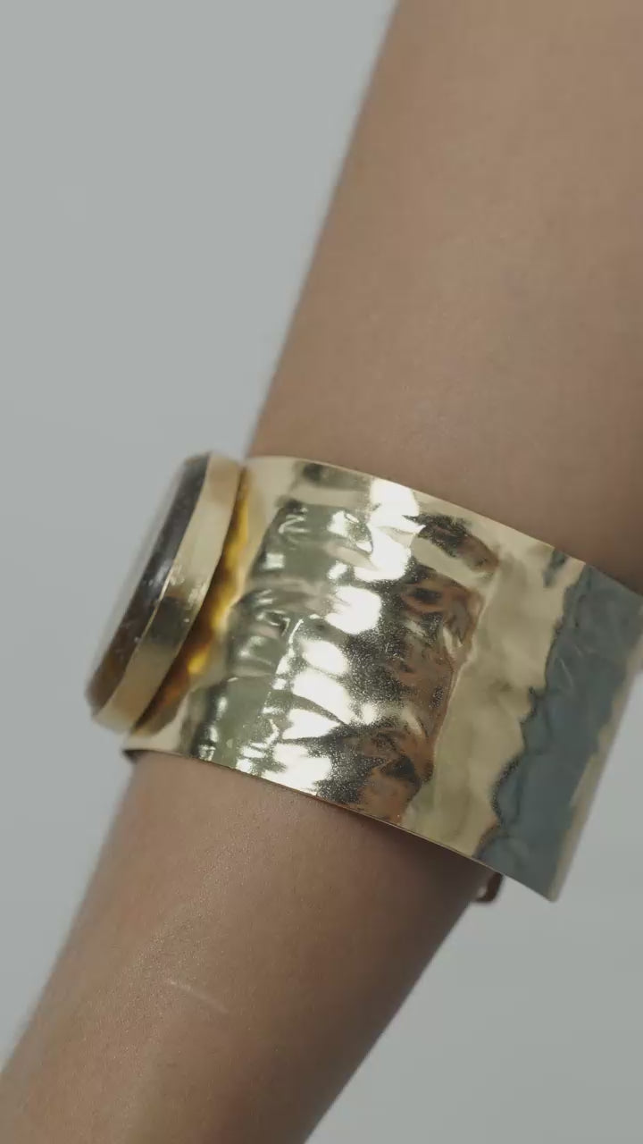 Brazalete Raíz Dorado