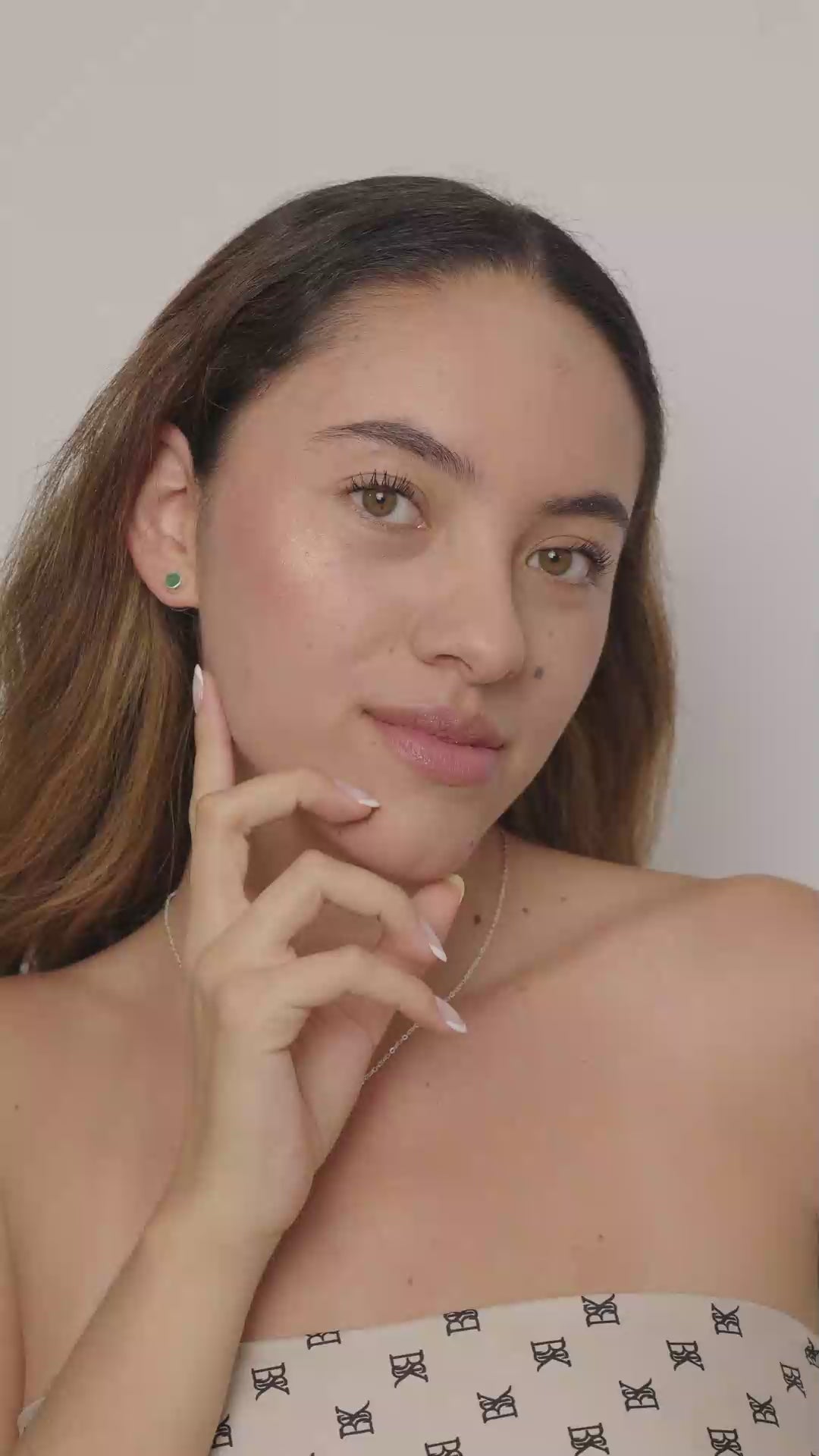 Aretes Topo Centro Esencial Plateado