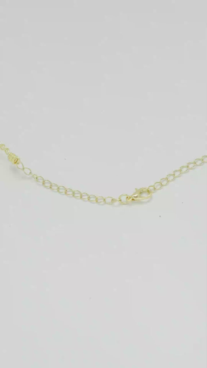 Collar Gargantilla Neria con Perla Dorado Para Mujer
